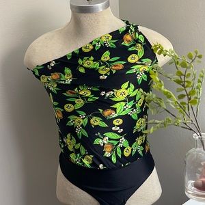 One shoulder bodysuit✨